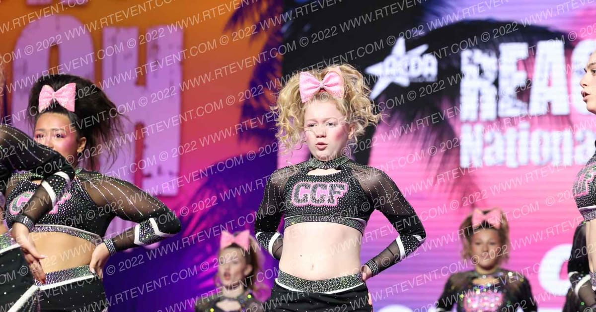 Castle Cheer Factory Senior Queens · ACDA Reach the Beach DII Grand National