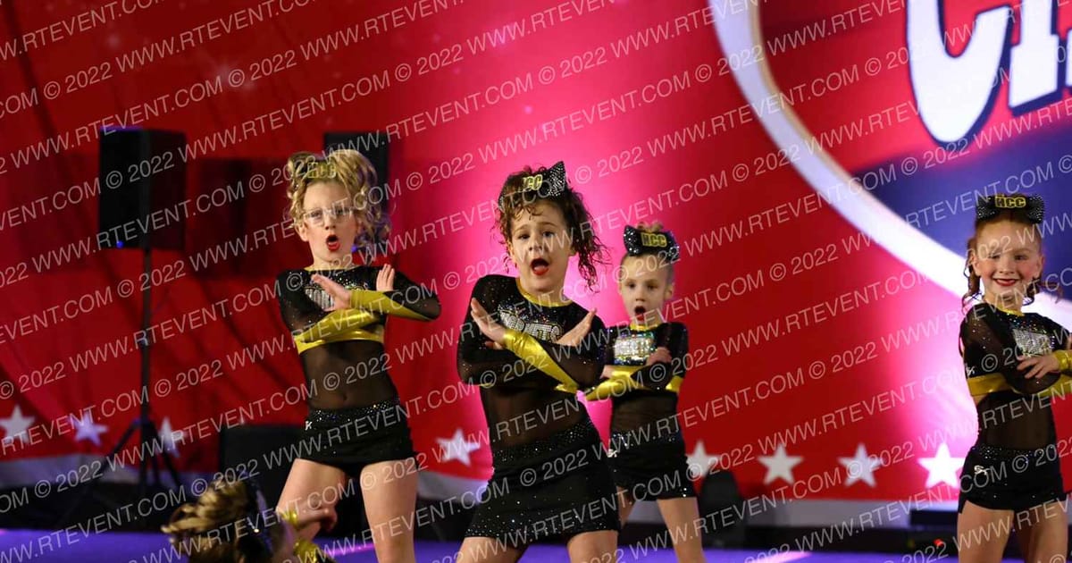 Hornets Competitive Cheerleading Mini Buzz · Cheer Power Trenton