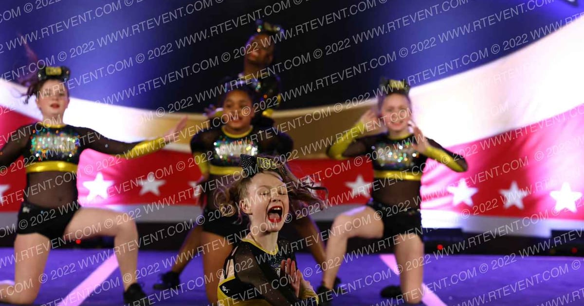 Hornets Competitive Cheerleading Sassy Stingers · Cheer Power Trenton