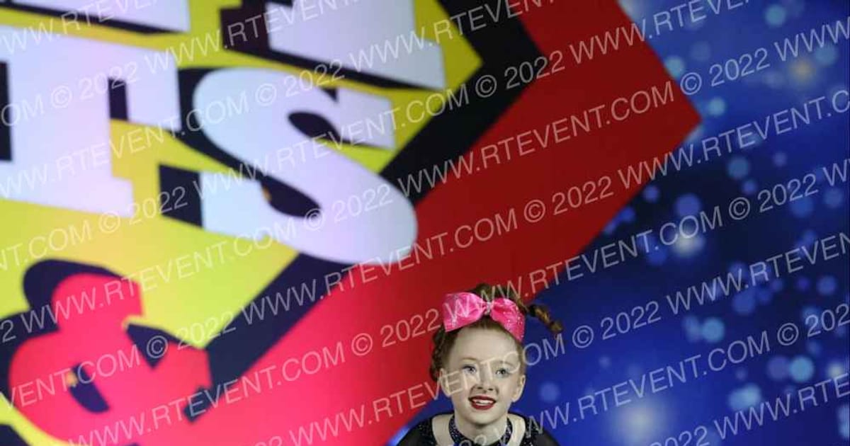 Show Me Athletics Starstruck · Spirit Sports KC