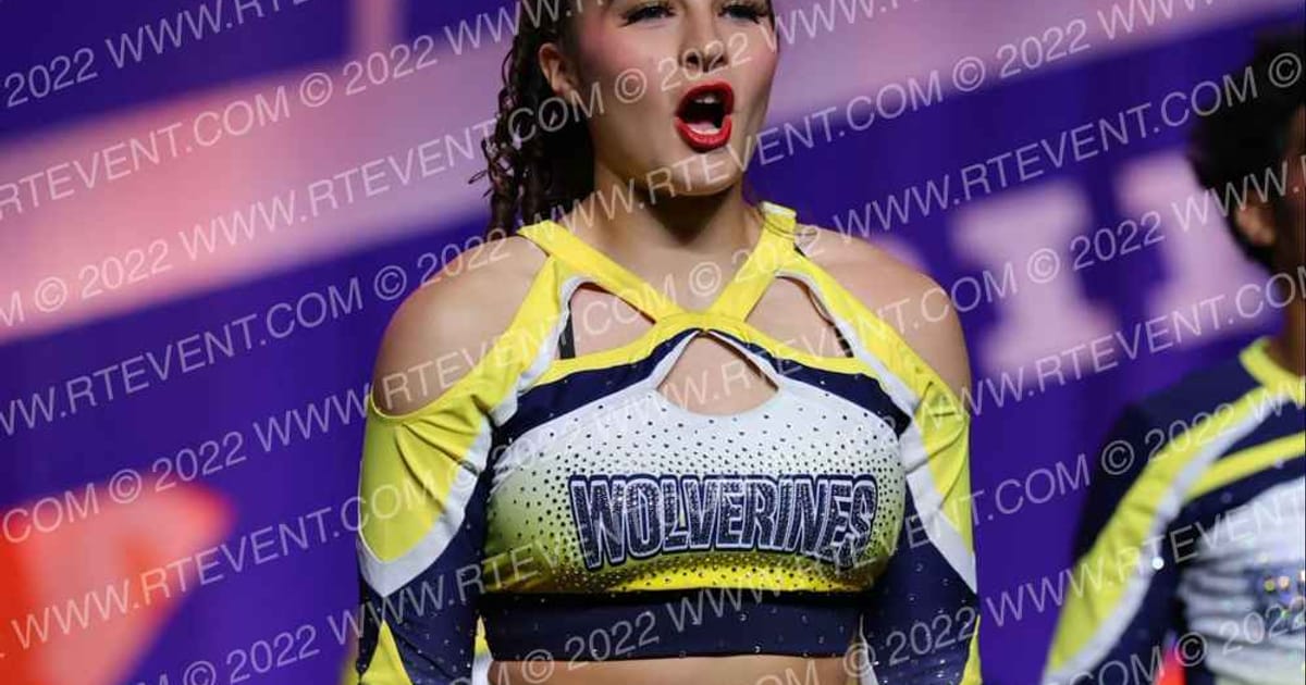 Texas Wolverine All Stars Gold Blades · Southern Nationals by Cheer Power