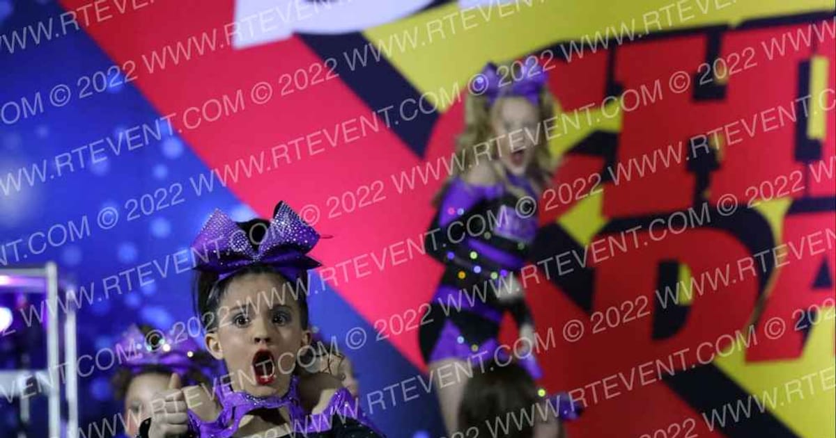 Cheer Eclipse Shooting Stars · Spirit Sports KC