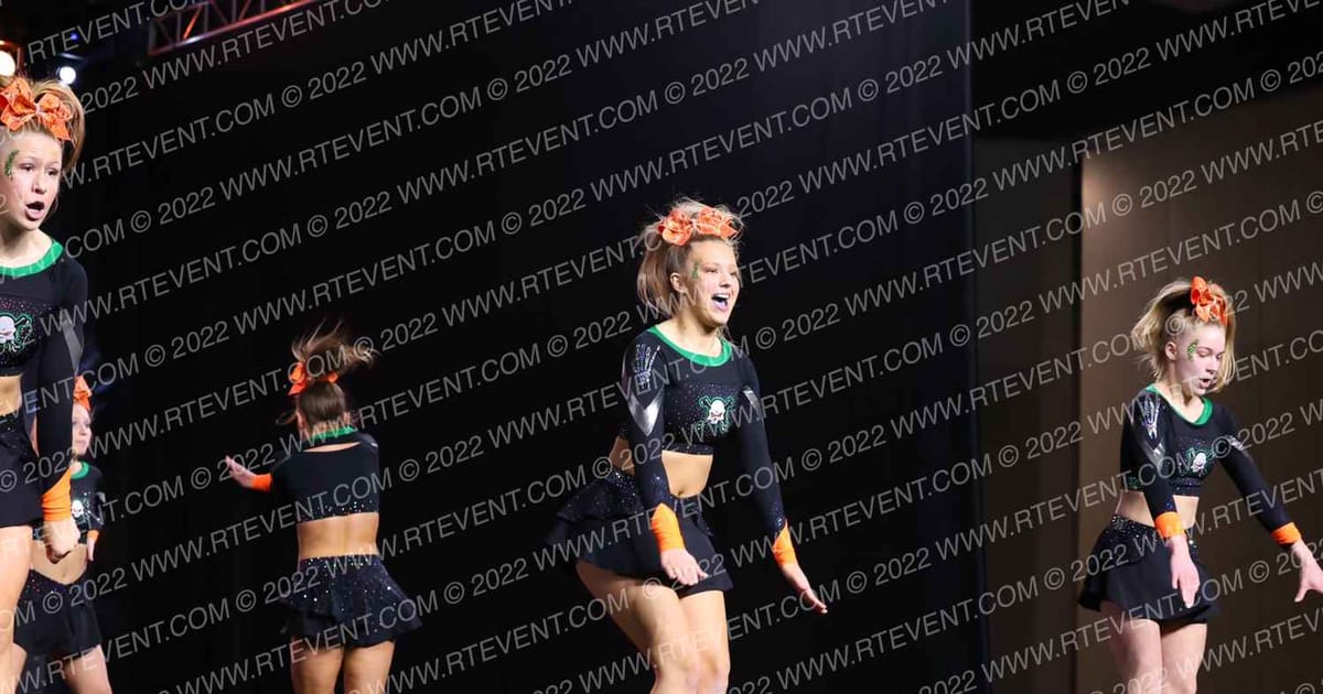 Iowa Elite Cheer - CR Bones · Jamfest Cheer Super Nationals