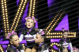 CHEER EXTREME ENCHANTED