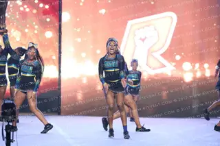 Divine Cheer (Divine Cheer) Queens