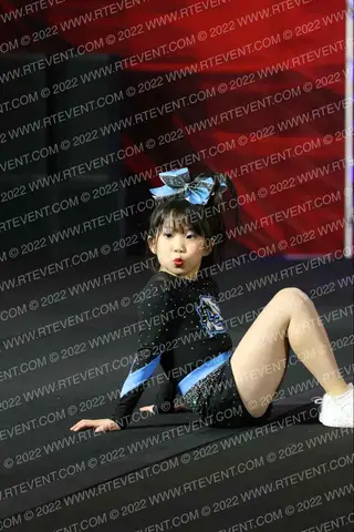 Lions Cheer Company Cubs