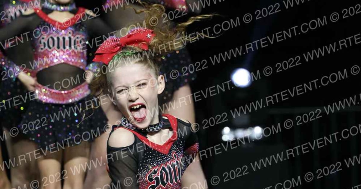 UNIVERSAL SONICS IGNITE · DII ALLSTAR Nationals