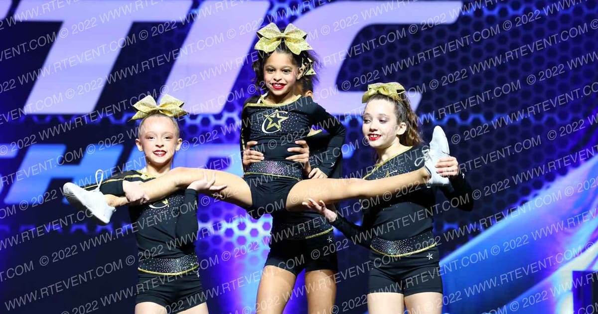 Champion Cheer Dynamite · Athletic Championships Garland