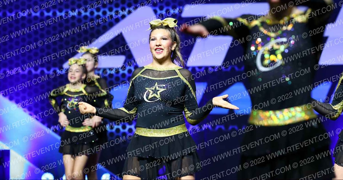 Champion Cheer Atomic Girls · Athletic Championships Garland