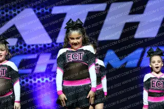 Extreme Cheer & Tumble QUEENS