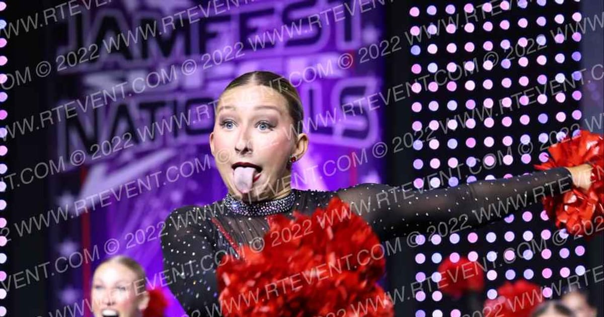 AZ ACES Open Pom Rebels of the Runway · Jamfest Dance Super Nationals Correct