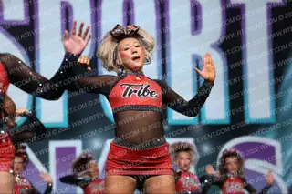 Tribe Cheer Outlaws