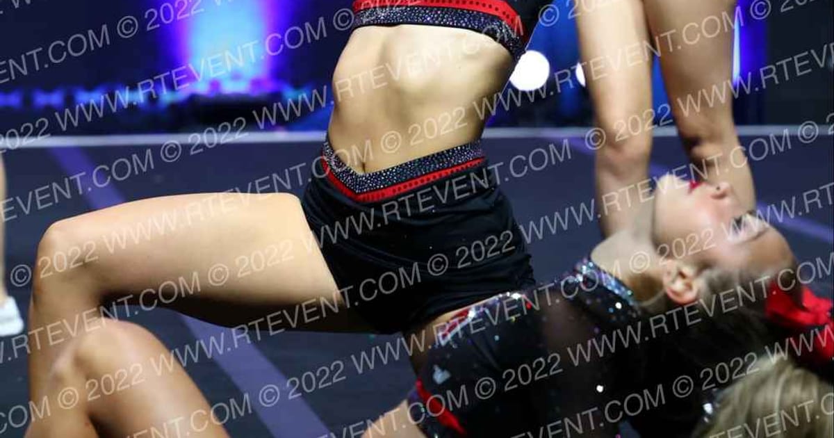 Cheer Station Mercury · Athletic Championships Garland