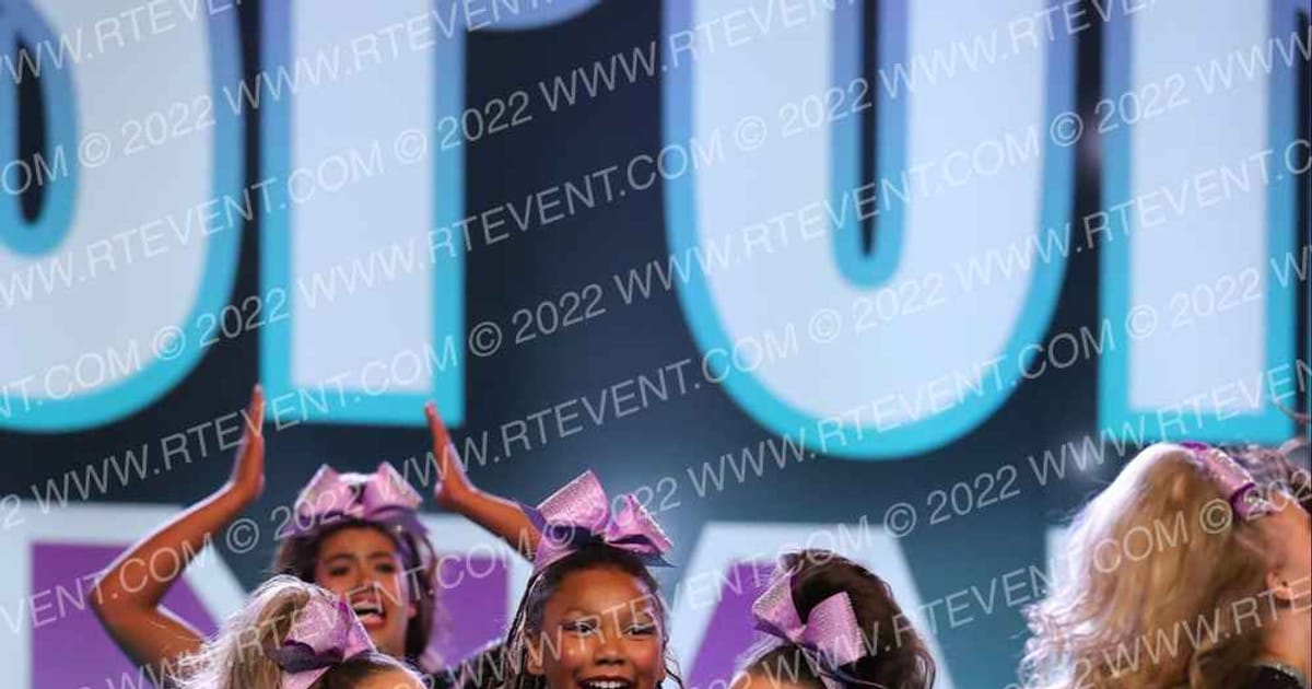 Ultimate Athletics QUEENS · CheerSport Super Nationals