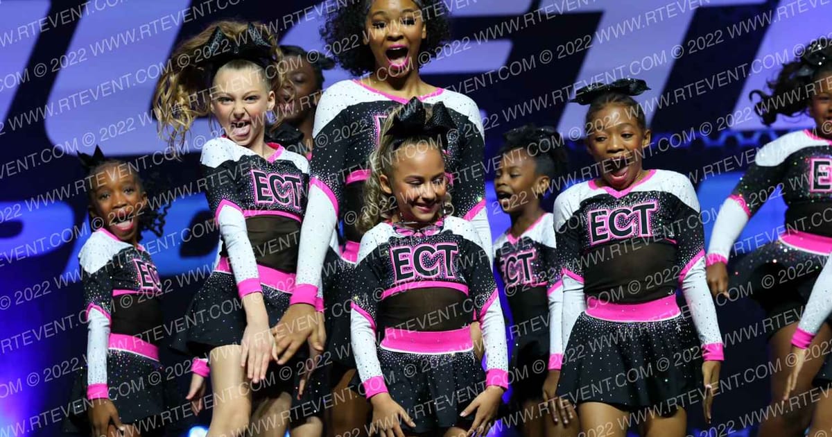 Extreme Cheer & Tumble DYNASTY · Athletic Championships Garland