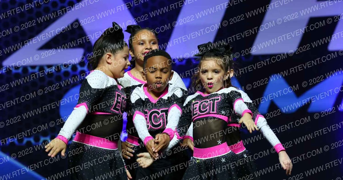 Extreme Cheer & Tumble MINI MAJESTY · Athletic Championships Garland