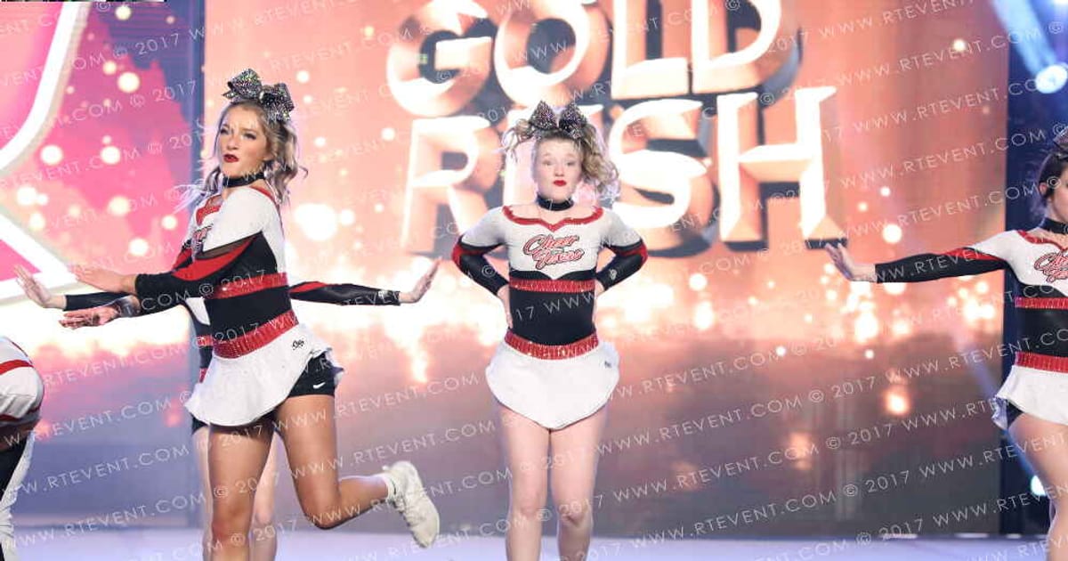 Cheer Texas Obsidian · Gold Rush Ft Worth
