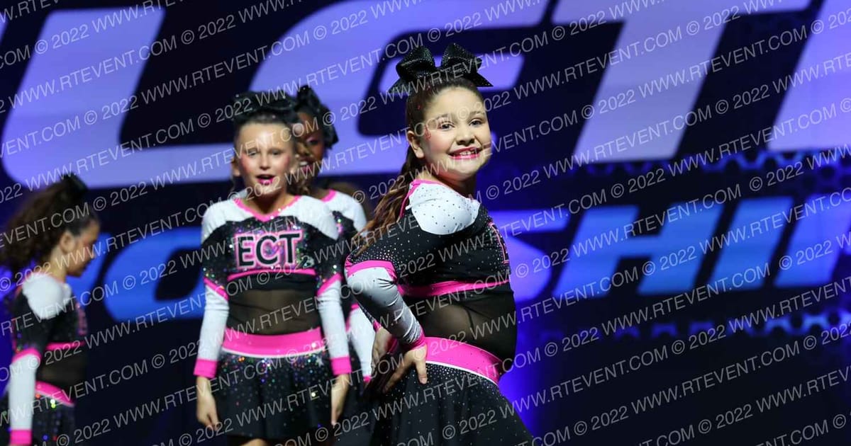 Extreme Cheer & Tumble EMPIRE · Athletic Championships Garland
