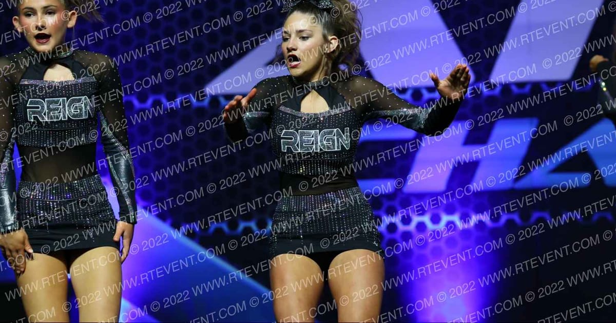 Reign Athletics Fearless · Athletic Championships Garland
