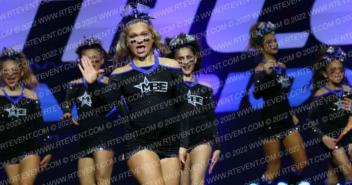 MB Elite Cheer Blackout · Athletic Championships Garland