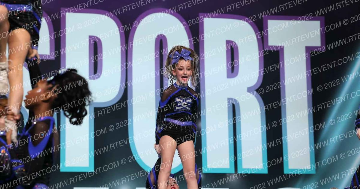 East Celebrity Elite - Hingham LEGENDS · CheerSport Super Nationals
