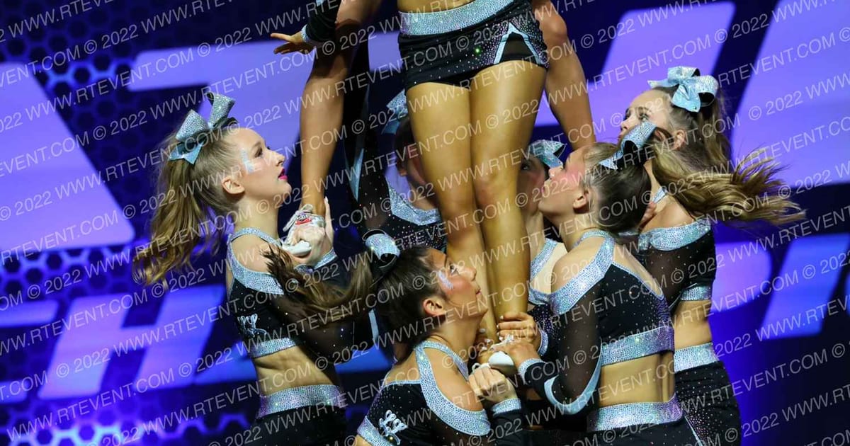 Champion Cheer Lady Light · Athletic Championships Garland