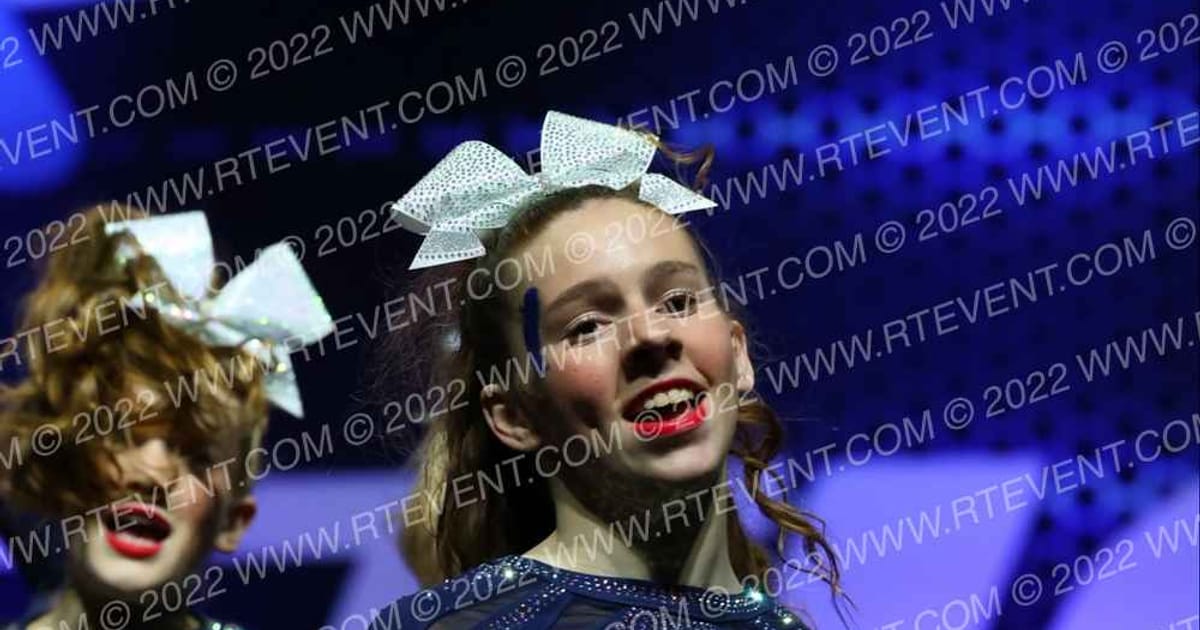 Mustang Cheer All Stars Chargers · Athletic Championships Garland