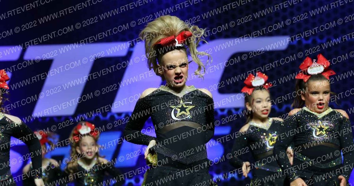 Champion Cheer Sizzlers (Justin · Athletic Championships Garland