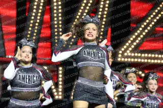 AMERICAN CHEER SR RED