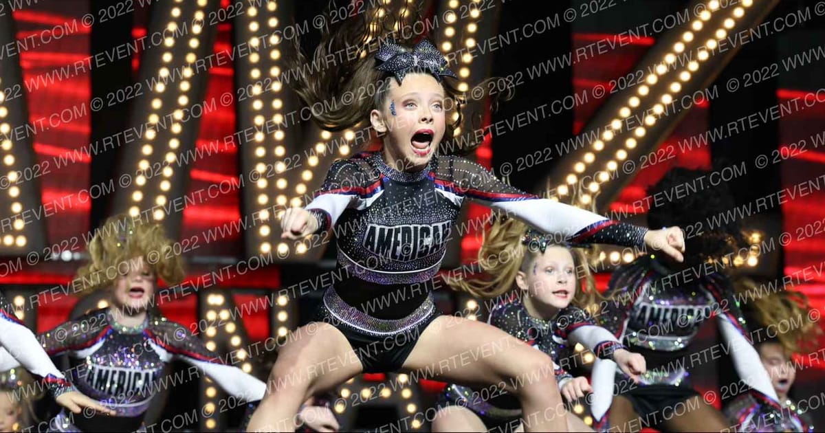 AMERICAN CHEER YOUTH BLUE · DI ALLSTAR Nationals