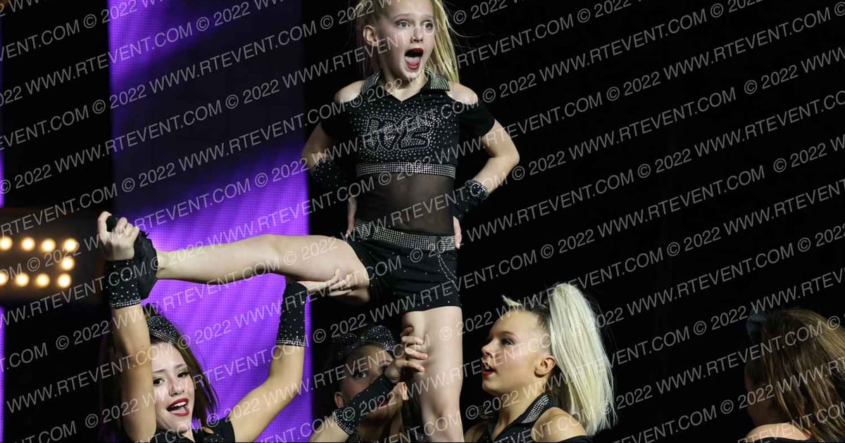 WASHINGTON EXTREME POISON · DI ALLSTAR Nationals