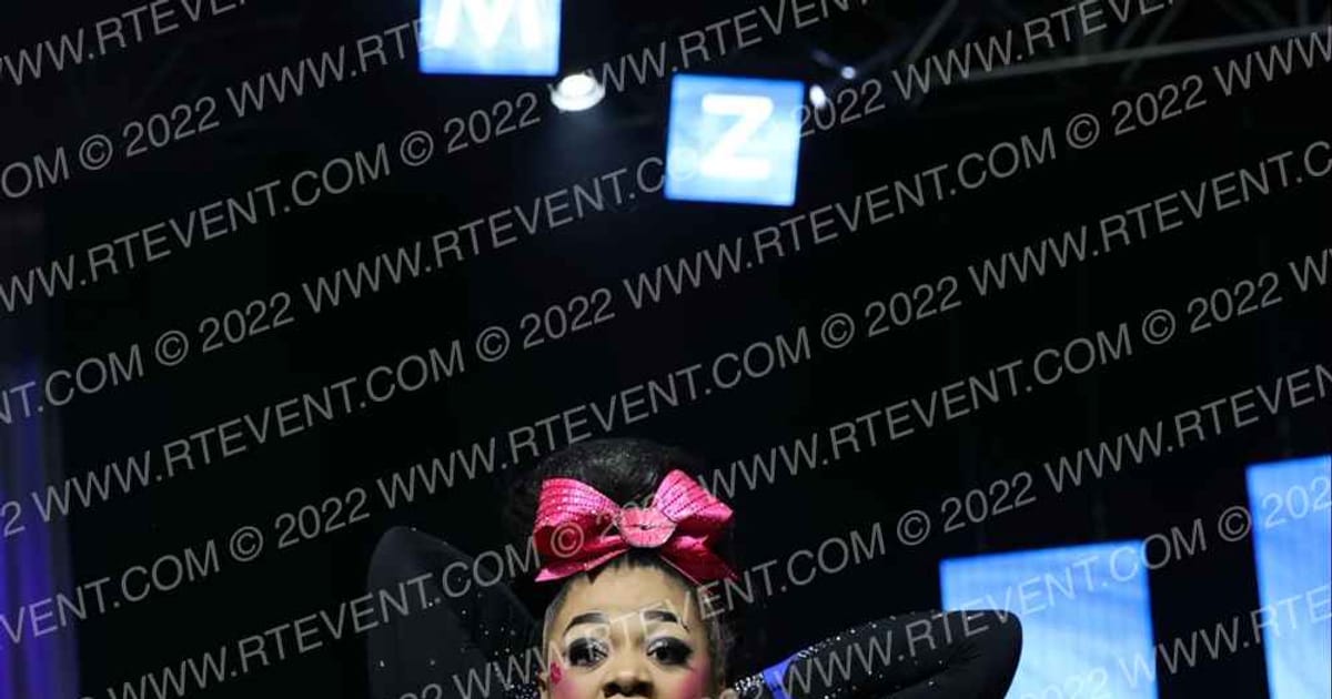TWIST AND SHOUT BLISS · DI ALLSTAR Nationals