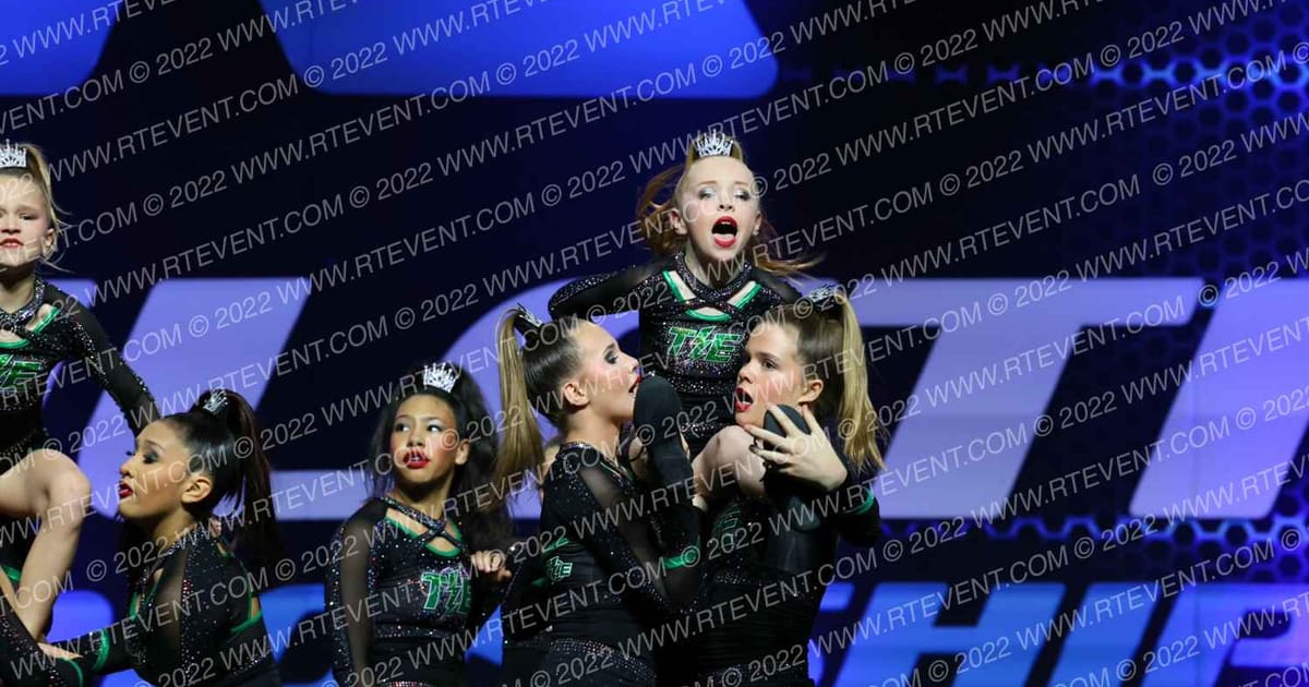 Thunder Extreme Sleet · Athletic Championships Garland