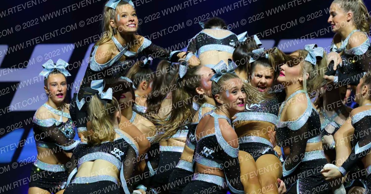 Champion Cheer Lady Light · Athletic Championships Garland