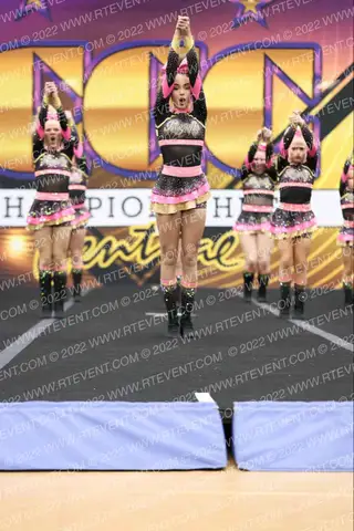 Royalty All Stars XOXO