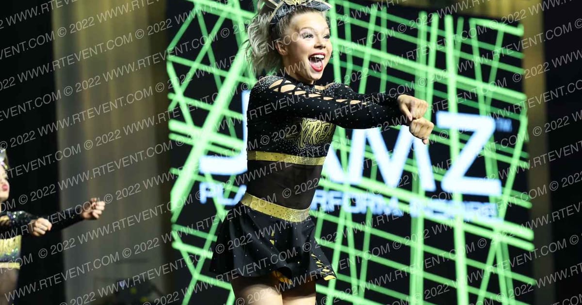 WASHINGTON EXTREME POISON · DI ALLSTAR Nationals