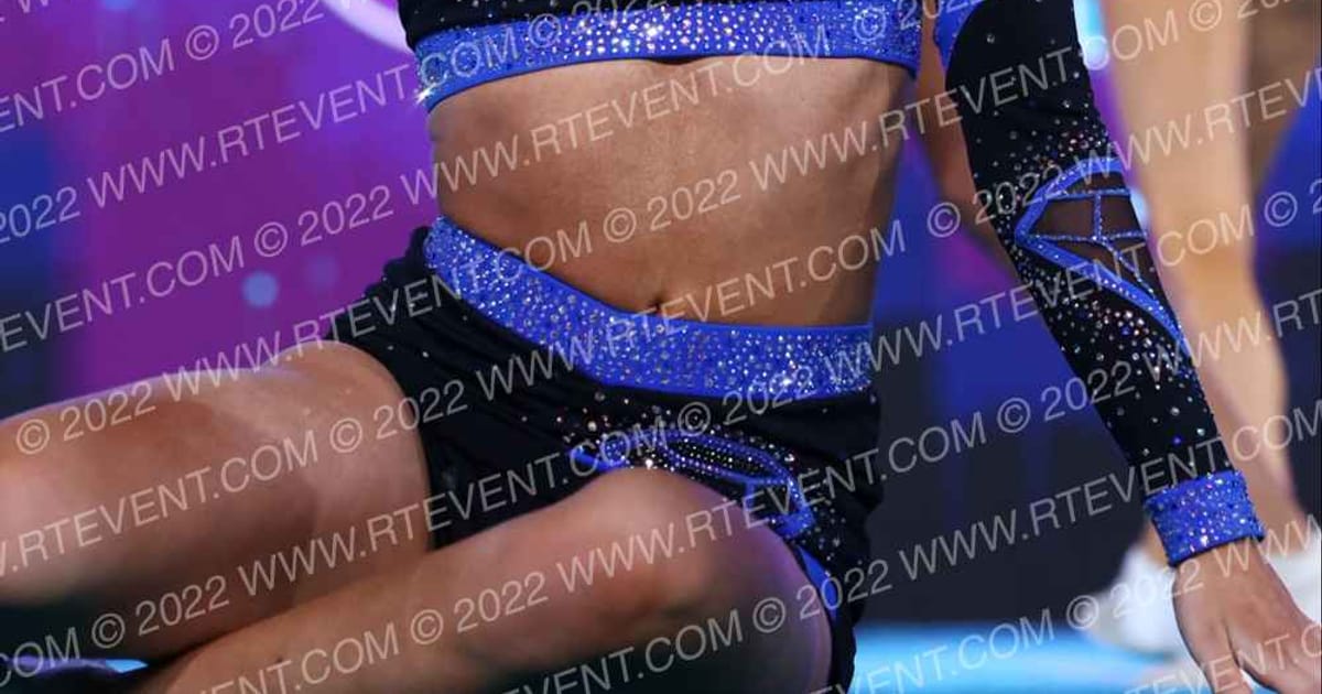 East Celebrity Elite - Hingham BLACK DIAMONDS · CheerSport Super Nationals
