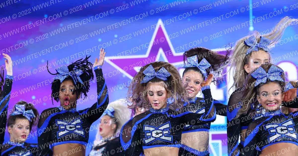 East Celebrity Elite - Hingham ICY CREW · CheerSport Super Nationals