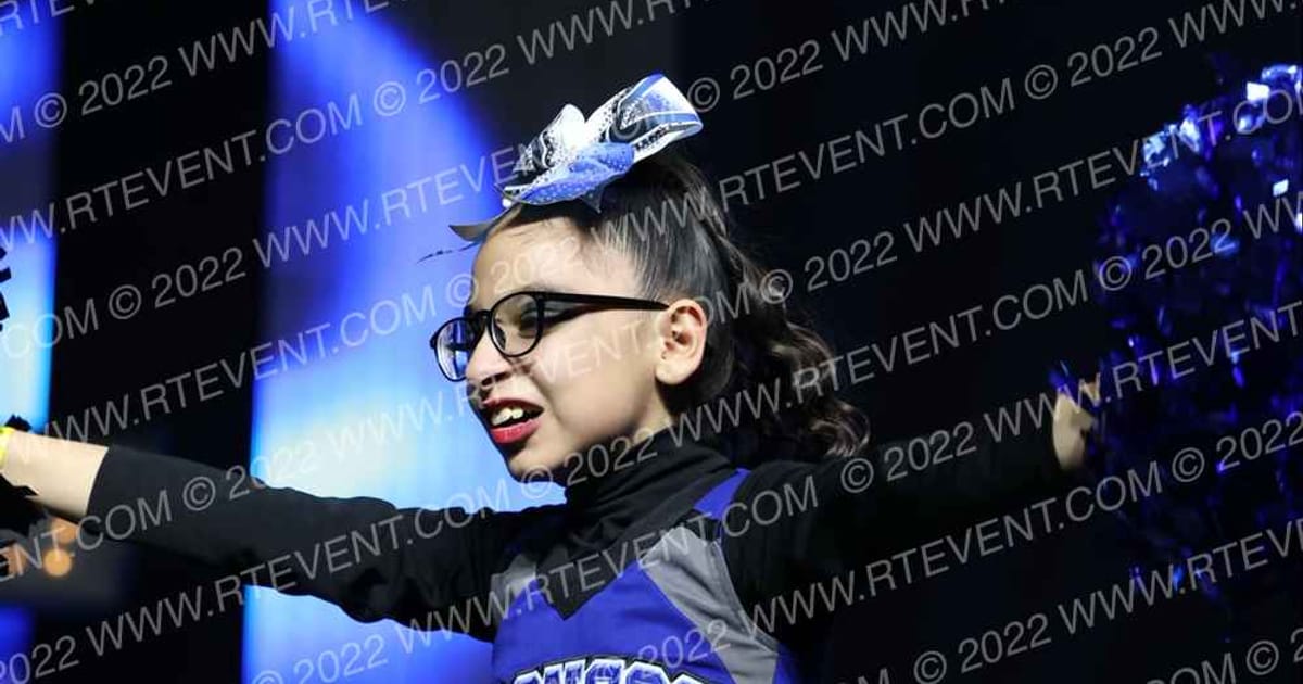 MATER ACADEMY BONANZA ELEMENTARY CHEER TEAM · THURSDAY School Nationals