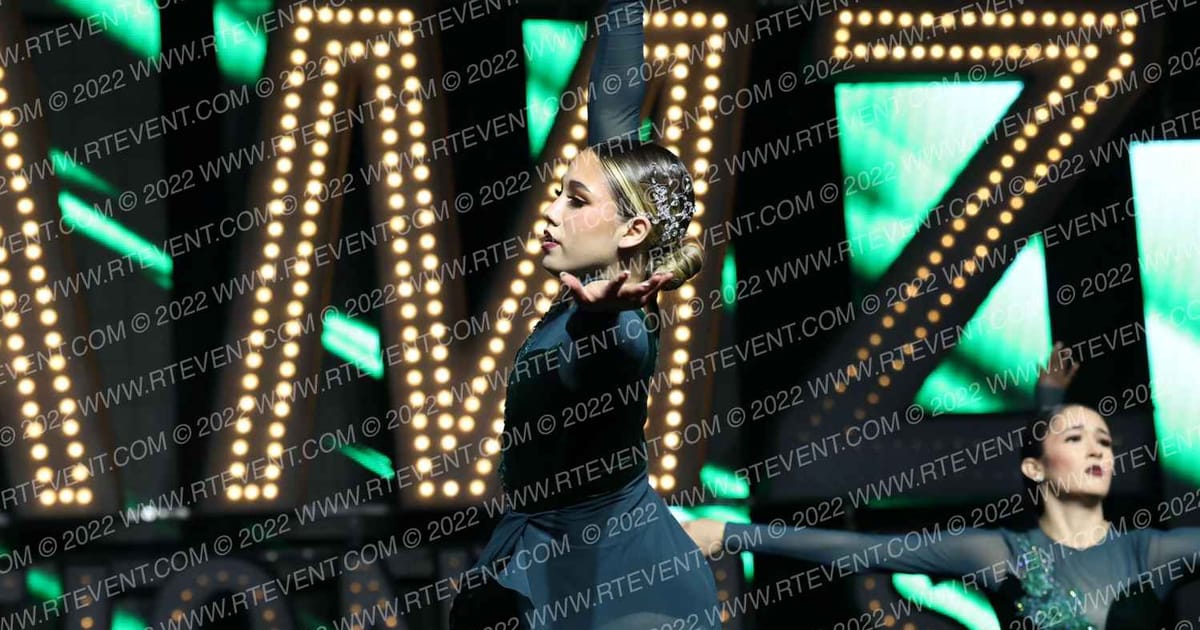 BEAUMONT HIGHT SCHOOL  LYRICAL TEAM · THURSDAY School Nationals