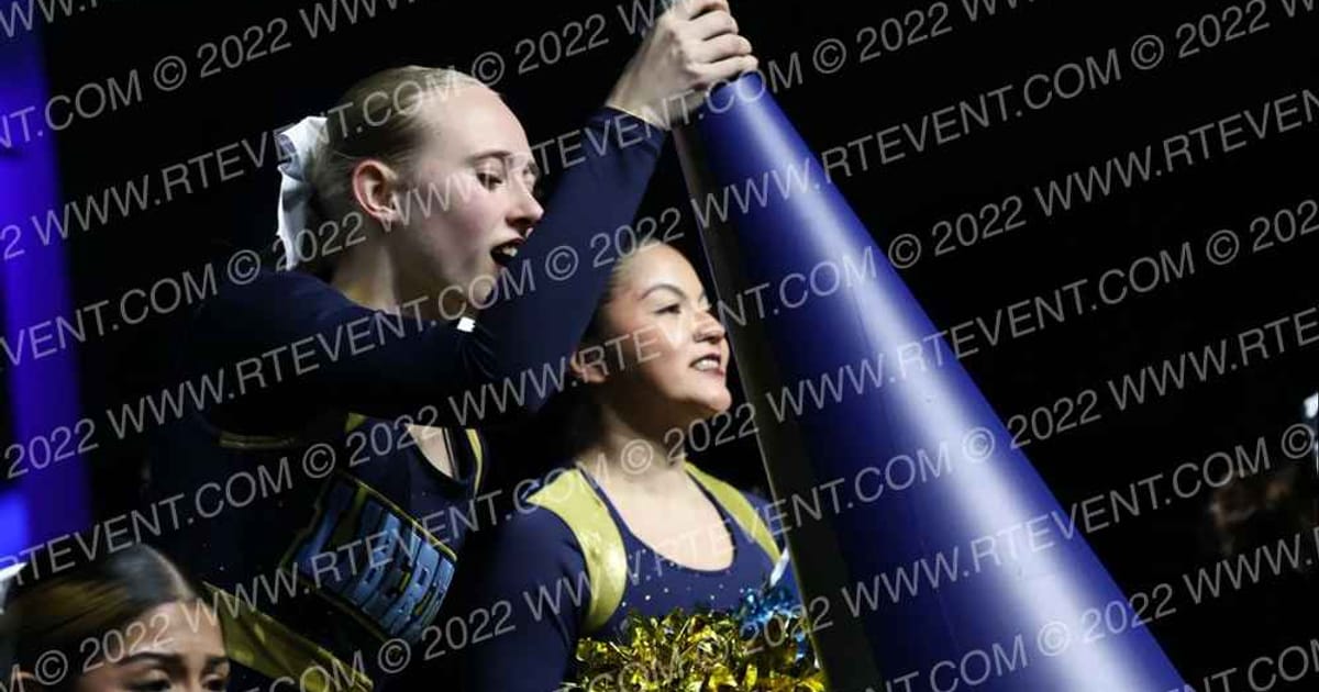 LIBERTY FALCON CHEER AND STUNT · THURSDAY School Nationals