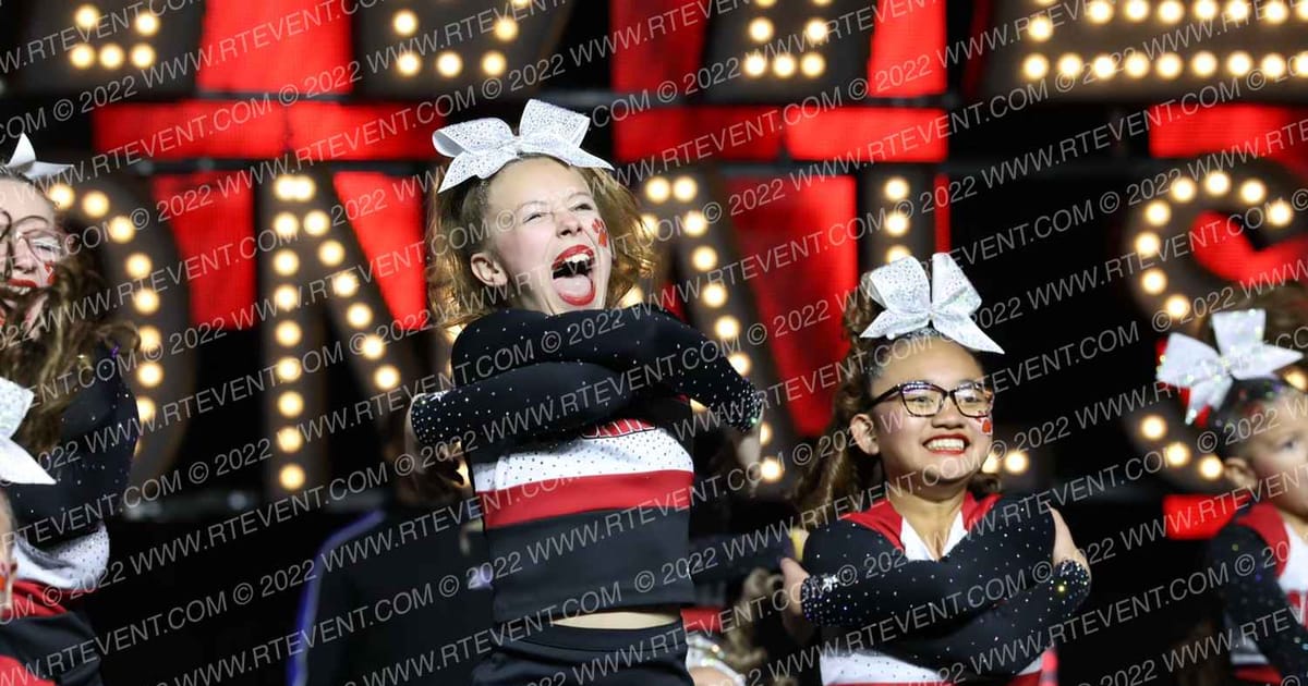 PINECREST ACADEMY CADENCE ELEMENTARY CHEER · FRIDAY School Nationals