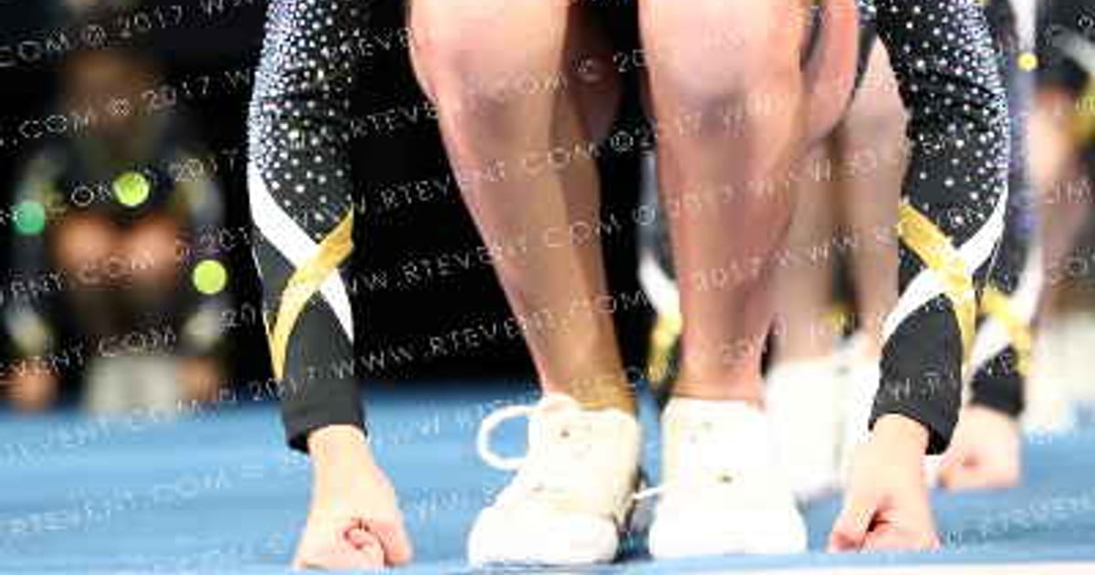 MONROE WOLVERINES PEE WEES · YCADA Globals