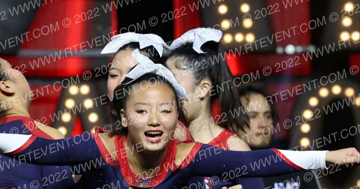LYNBROOK HIGH SCHOOL · FRIDAY School Nationals