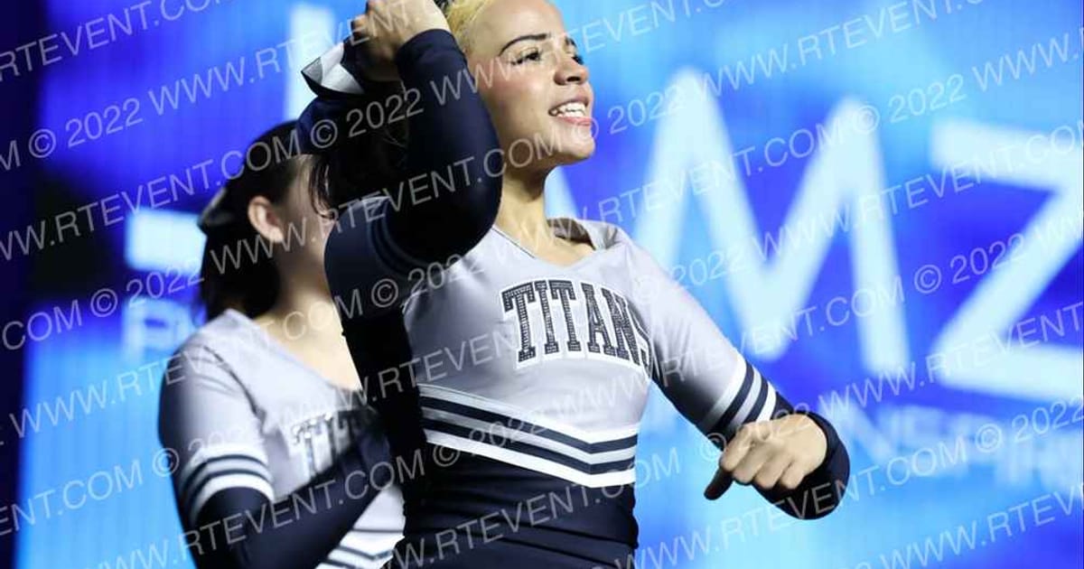 EAST TECH VARSITY CHEER · FRIDAY School Nationals