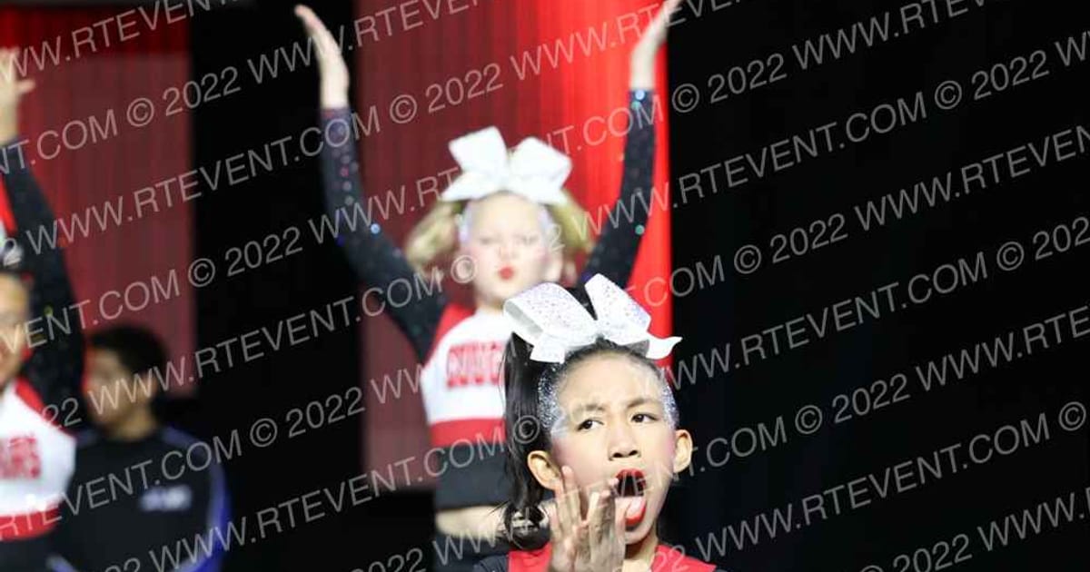 PINECREST ACADEMY CADENCE ELEMENTARY CHEER · SATURDAY School Nationals