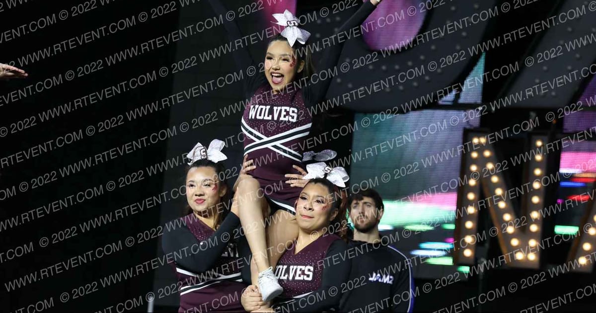 SOTOMAYOR HIGH SCHOOL VARSITY CHEER · SATURDAY School Nationals
