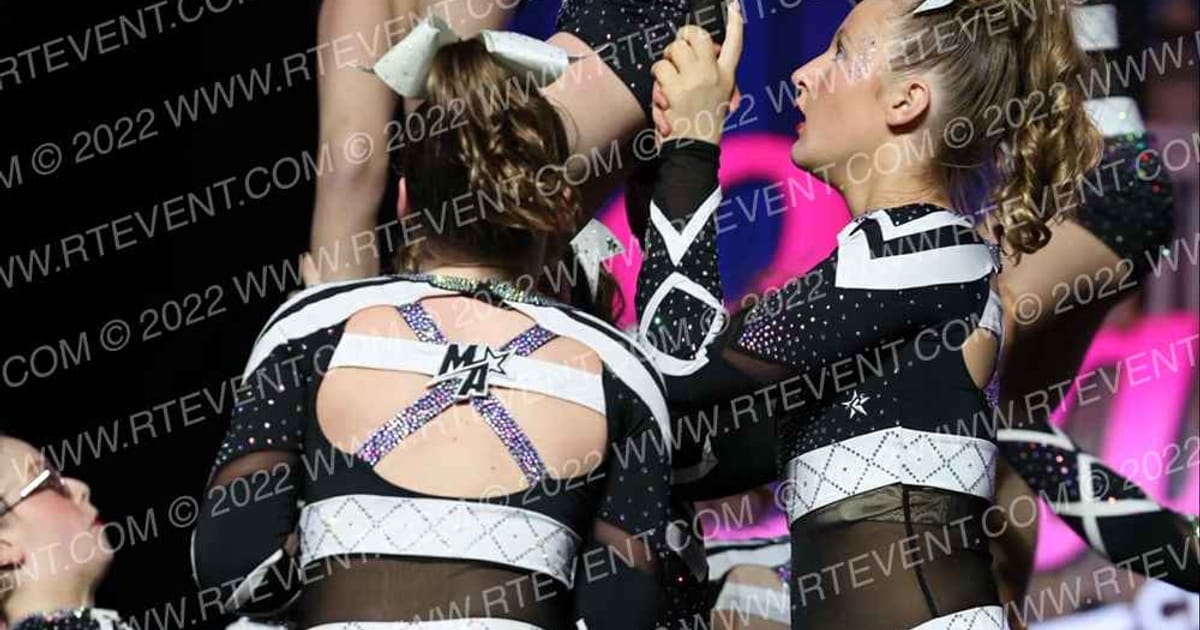 Magic Athletics Material Girls · Coastal at the Capitol Super Nationals