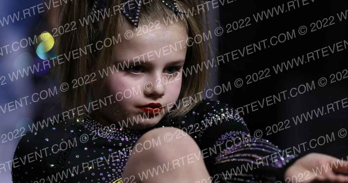 Motor City Cheer Moonstones · COA Grand Nationals