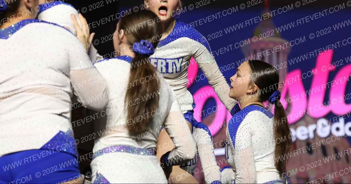 Liberty Athletics Bombshells · Coastal at the Capitol Super Nationals